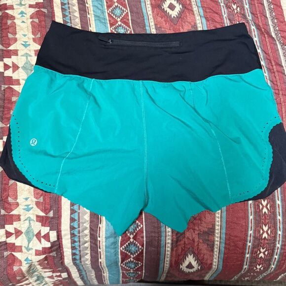 Lululemon Athletica Teal running shorts size 8 - Picture 3 of 4